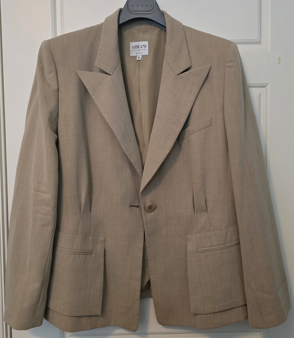 Armani Collezioni Women's Light Tan Single-Button Blazer